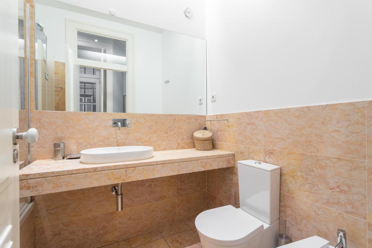 Baixa Cozy 2br With Ac - By Lu Holidays * Lissabon