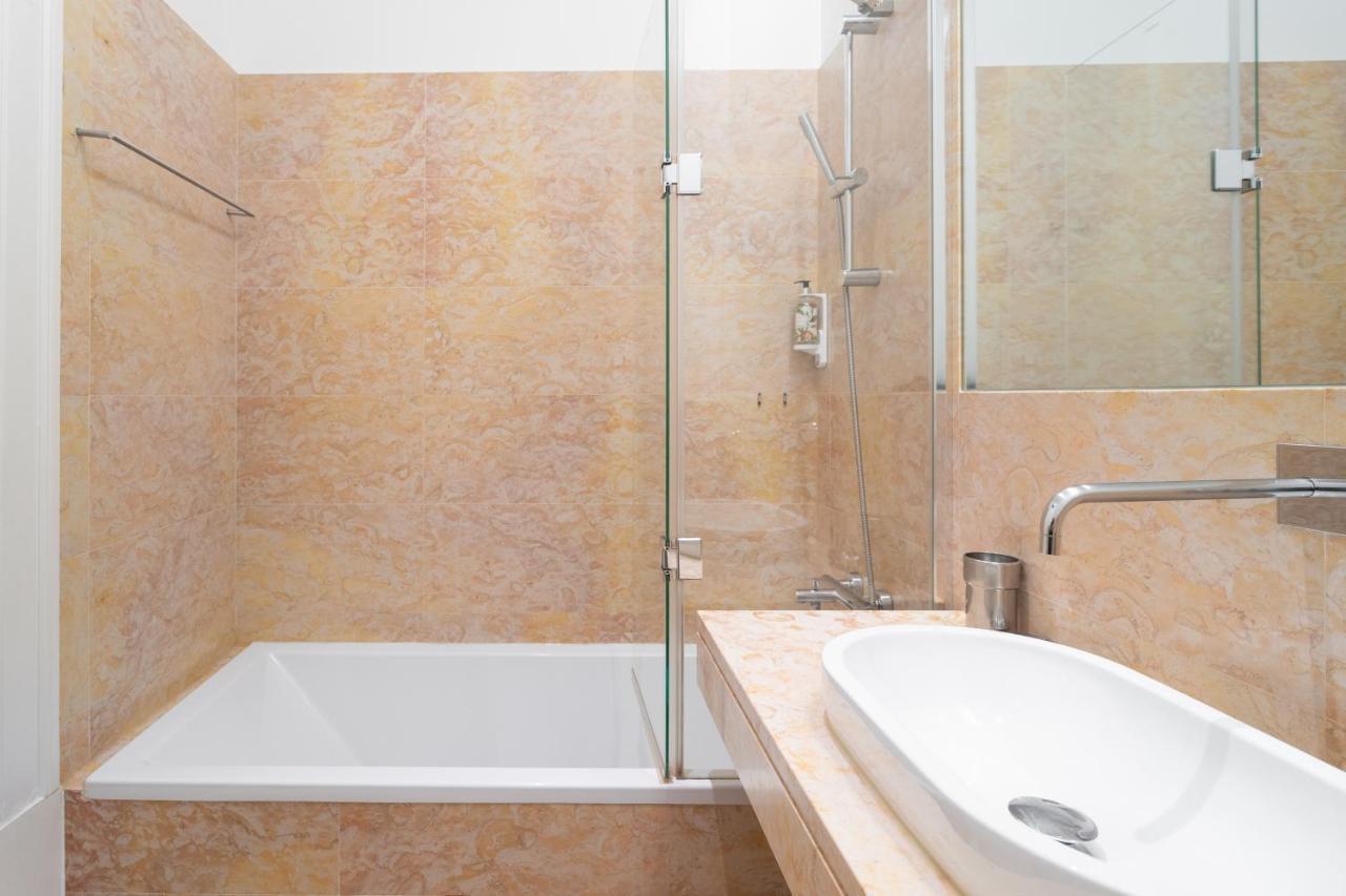 Apartment Baixa Cozy 2br With Ac - By Lu Holidays Lissabon